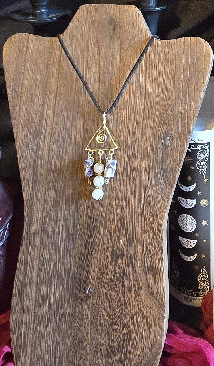 Enchanting - Amethyst & Morganite Triangle